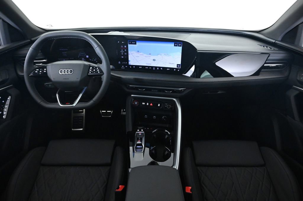 New 2025 Audi SQ5 Premium Plus image 9