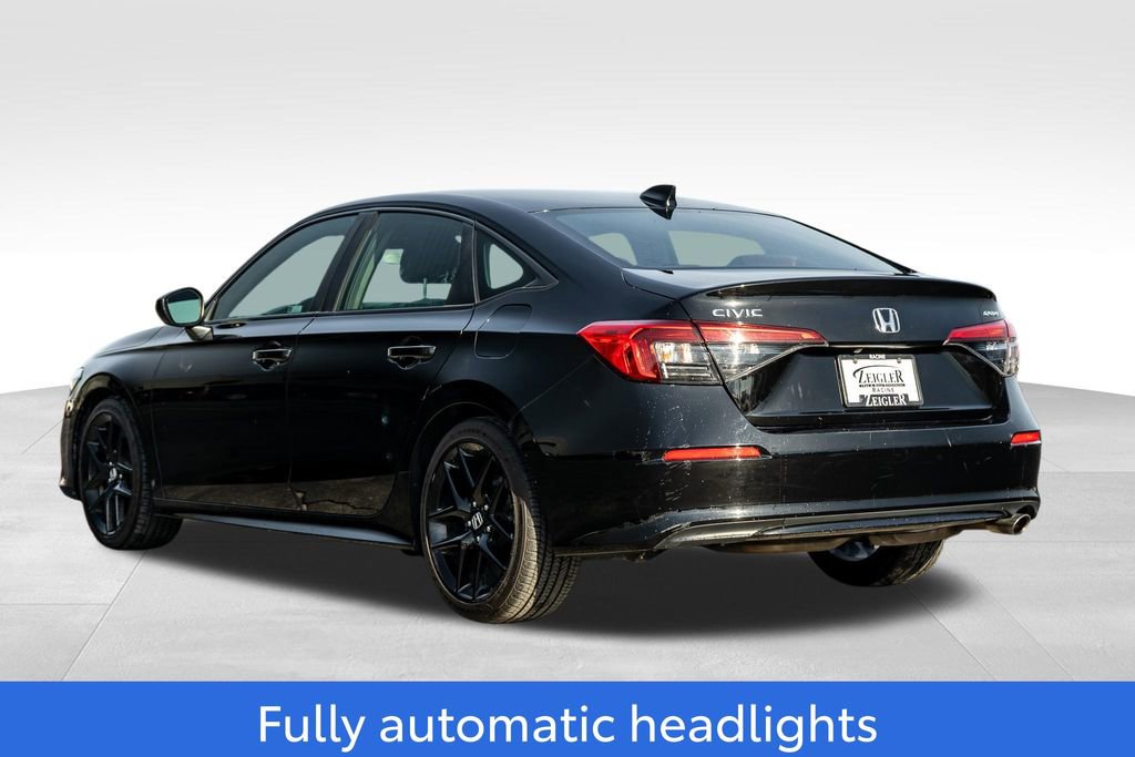 Used 2023 Honda Civic Sport image 5