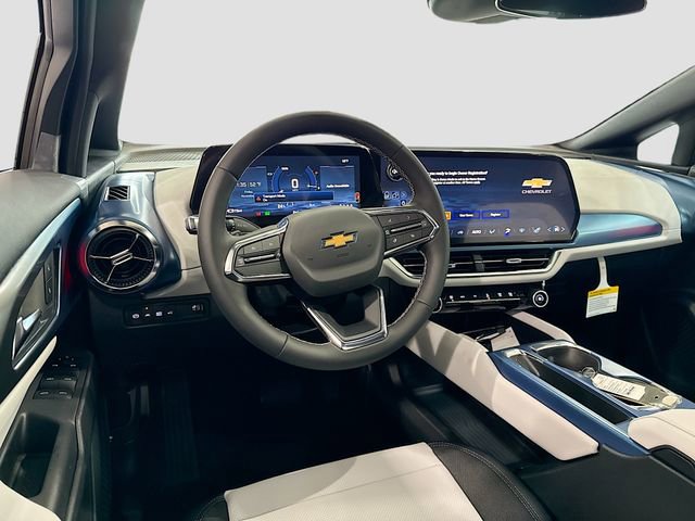 New 2026 Chevrolet Equinox EV LT AWD/4WD image 23