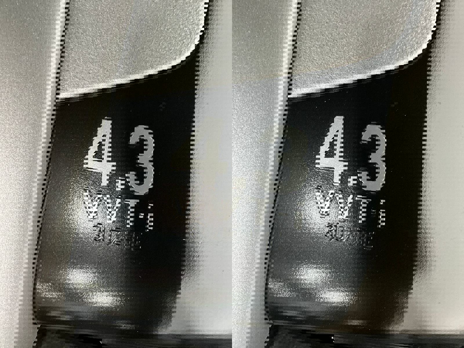 Used 2005 Lexus SC 430 Convertible image 28