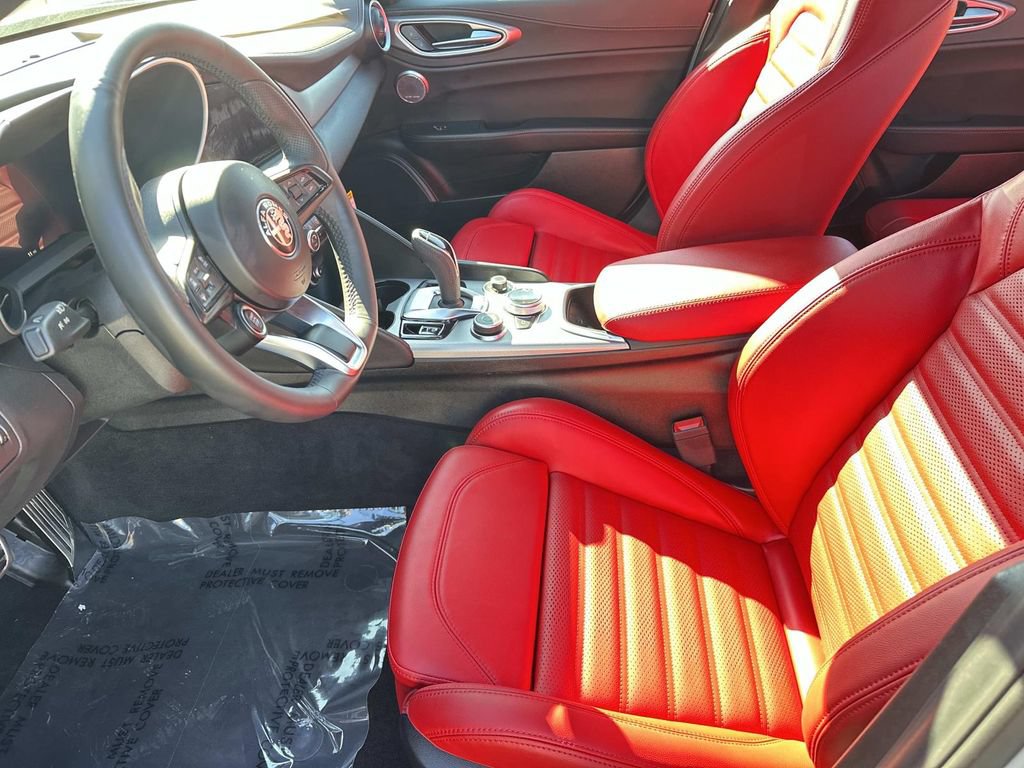 New 2026 Alfa Romeo Giulia AWD image 17