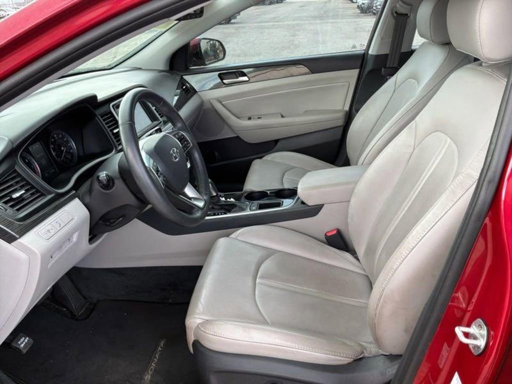 Used 2018 Hyundai Sonata Limited image 8