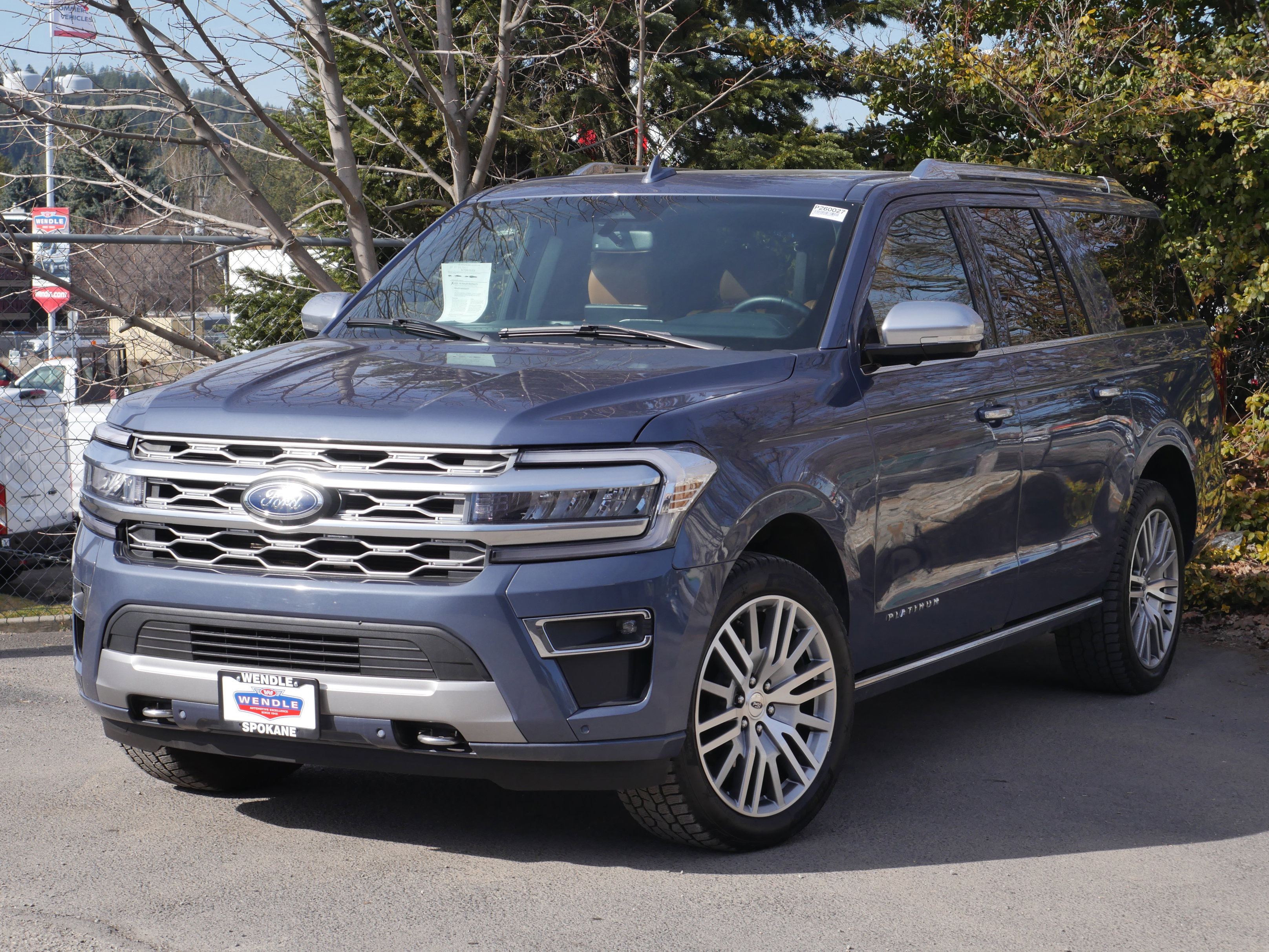 Certified 2023 Ford Expedition Max Platinum image 2