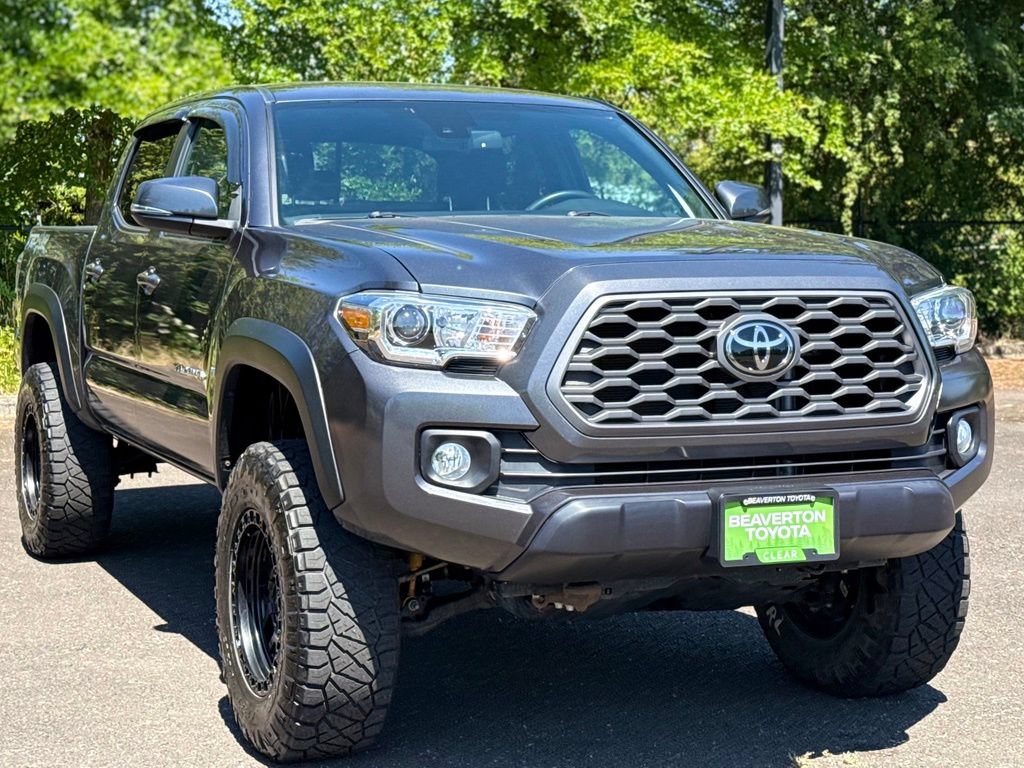 Used 2022 Toyota Tacoma TRD Off-Road AWD/4WD image 7