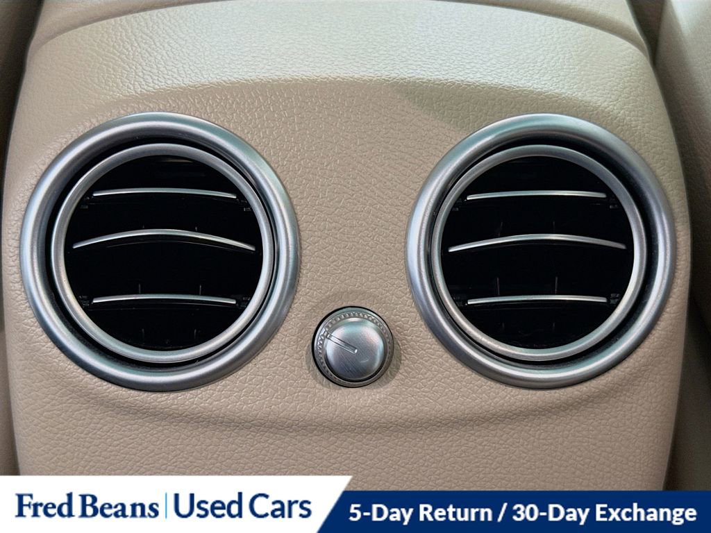 Used 2021 Mercedes-Benz GLC 300 4MATIC image 27