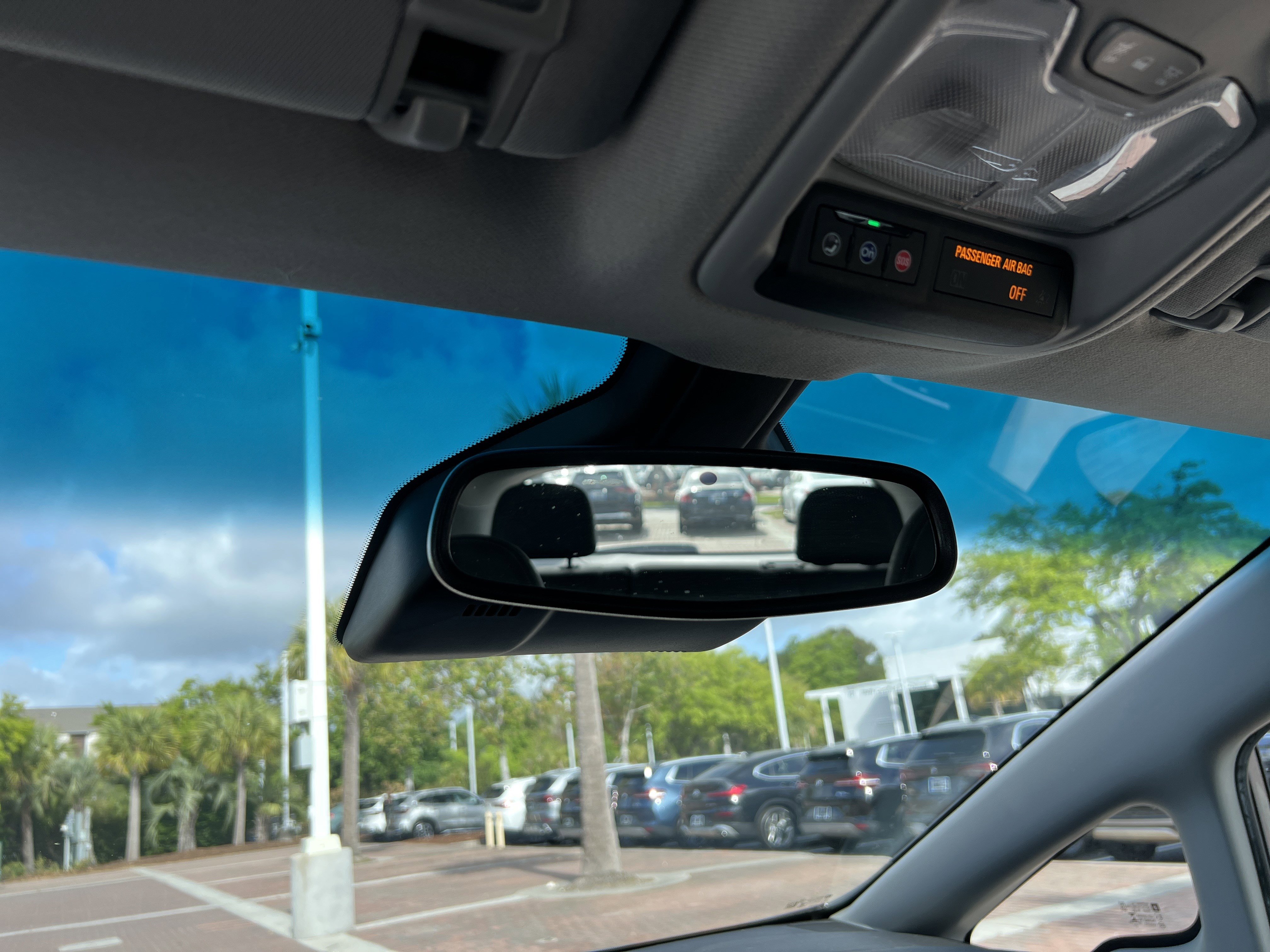 Used 2022 Chevrolet Bolt LT w/ Infotainment Package image 26