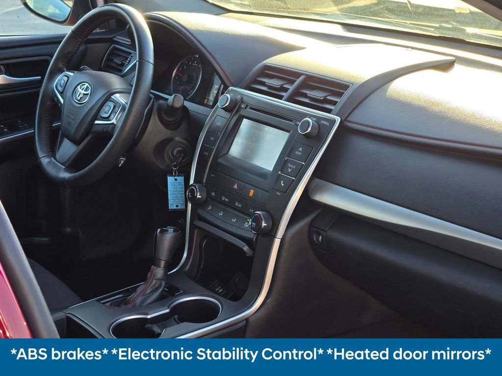 Used 2016 Toyota Camry SE w/ Protection Package (Q2) image 10