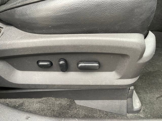 Used 2011 Lincoln MKX AWD w/ 102A Rapid Spec Order Code image 38