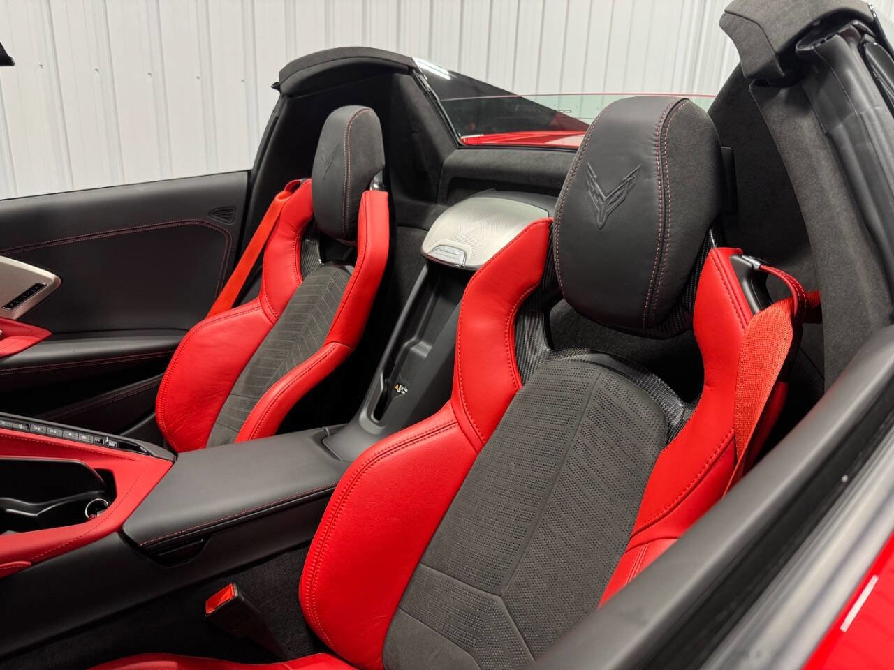 Used 2024 Chevrolet Corvette Stingray Premium Conv w/ Z51 Performance Package image 13