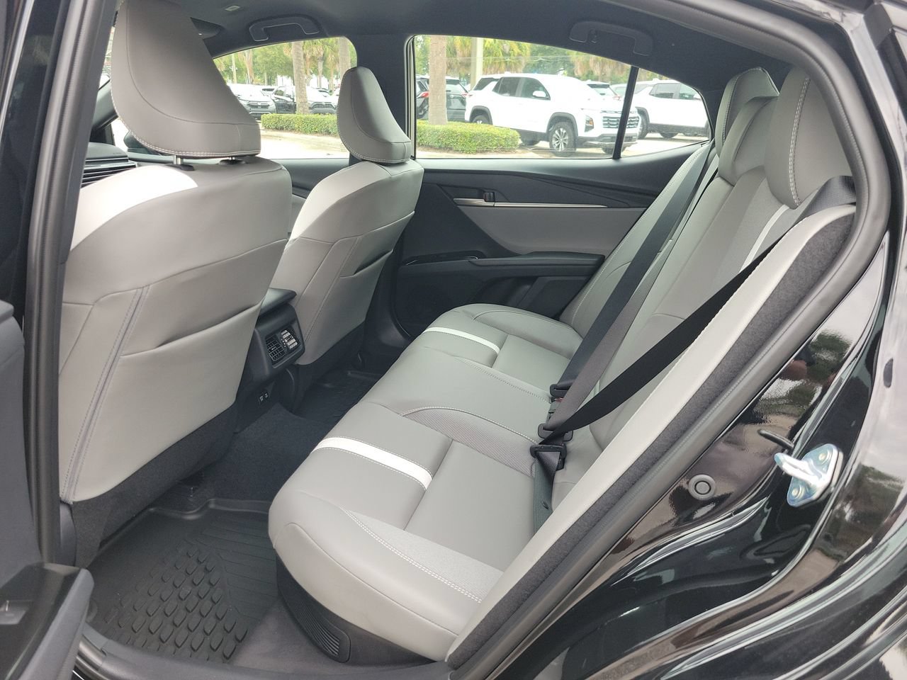 Used 2026 Toyota Camry SE FWD image 11