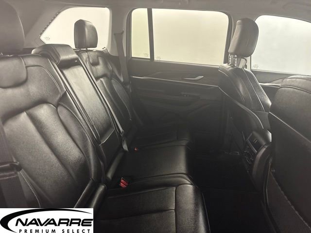 Used 2024 Jeep Grand Cherokee Limited w/ Trailer Tow Package RWD image 12
