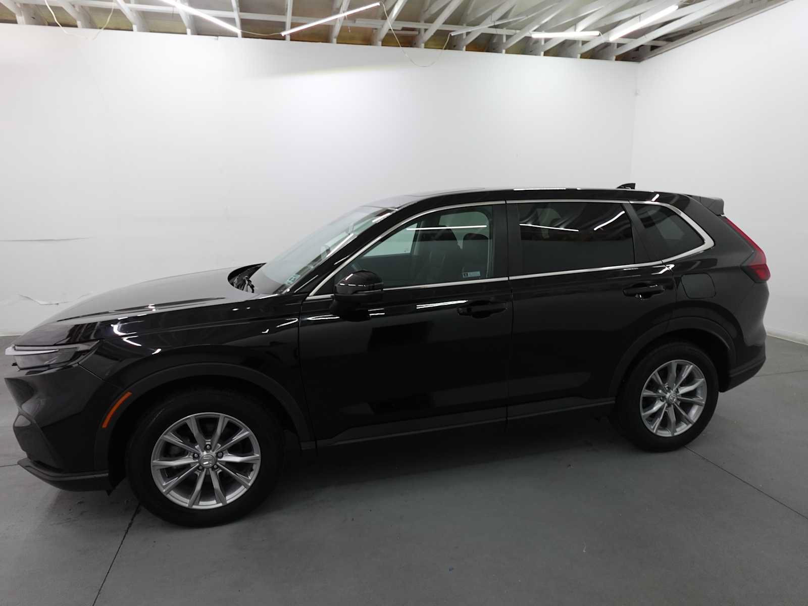 Used 2023 Honda CR-V EX image 8