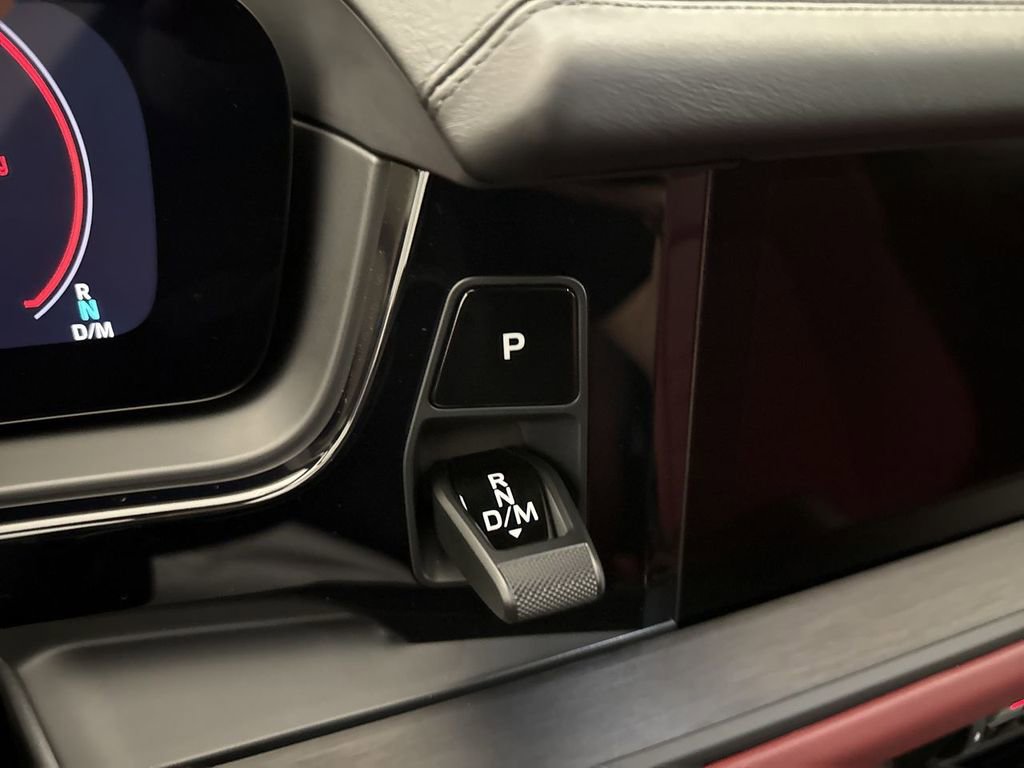 New 2026 Porsche Cayenne GTS image 33
