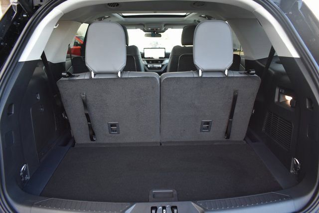 New 2026 Ford Explorer Active w/ Active Comfort Package image 39