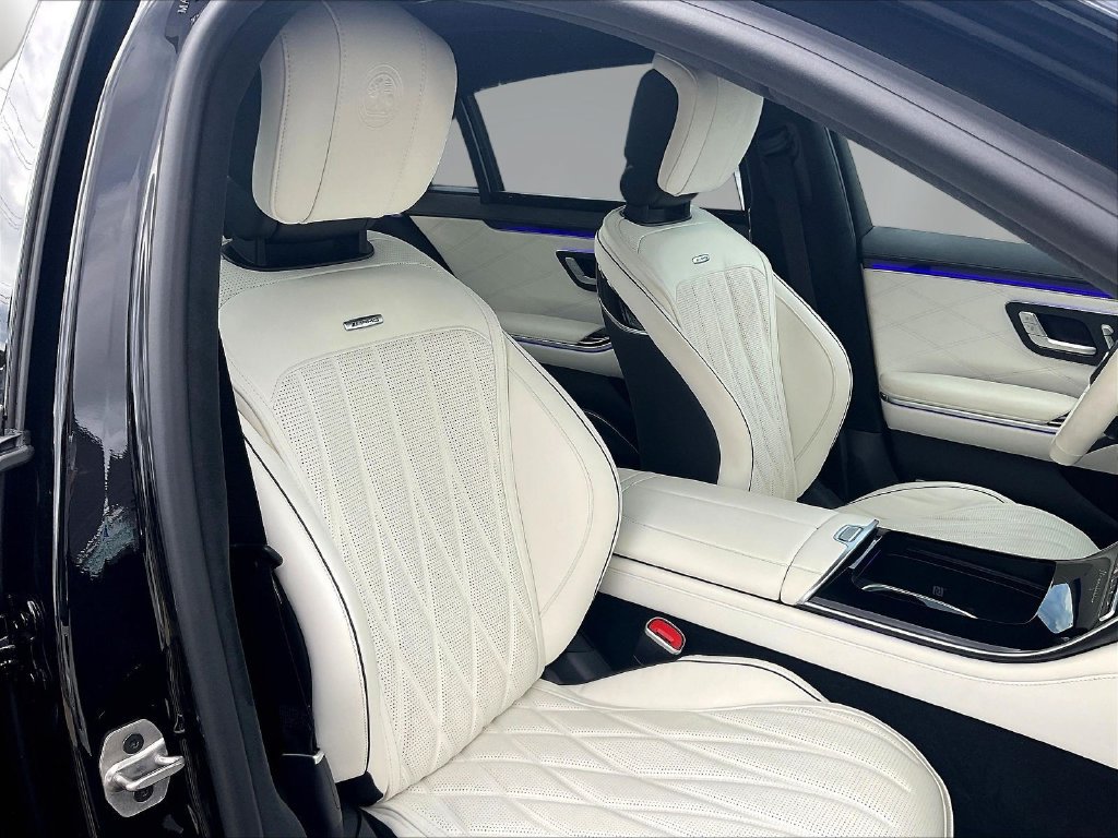 Used 2025 Mercedes-Benz S 63 AMG S w/ Rear Seat Package image 29