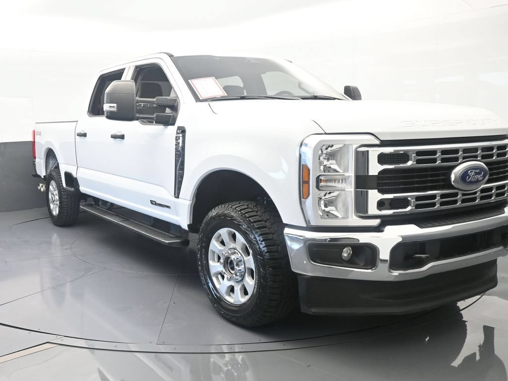Used 2024 Ford F250 XLT AWD/4WD image 9