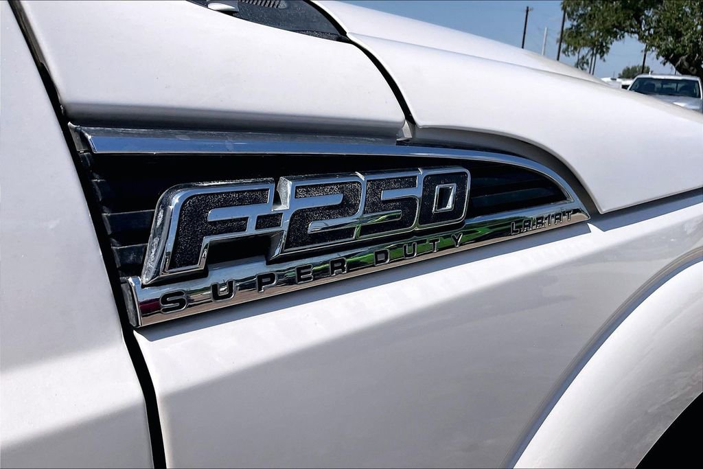 Used 2016 Ford F250 Platinum w/ FX4 Off-Road Package AWD/4WD image 21