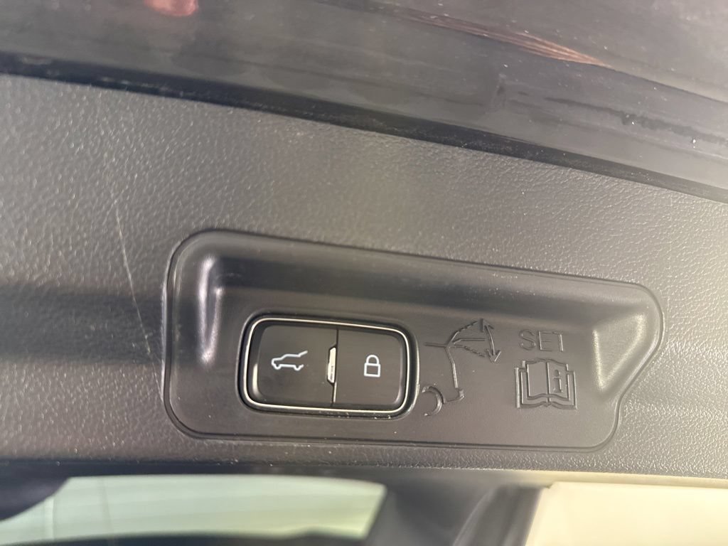 Used 2020 Ford Explorer ST w/ ST Street Pack AWD/4WD image 39