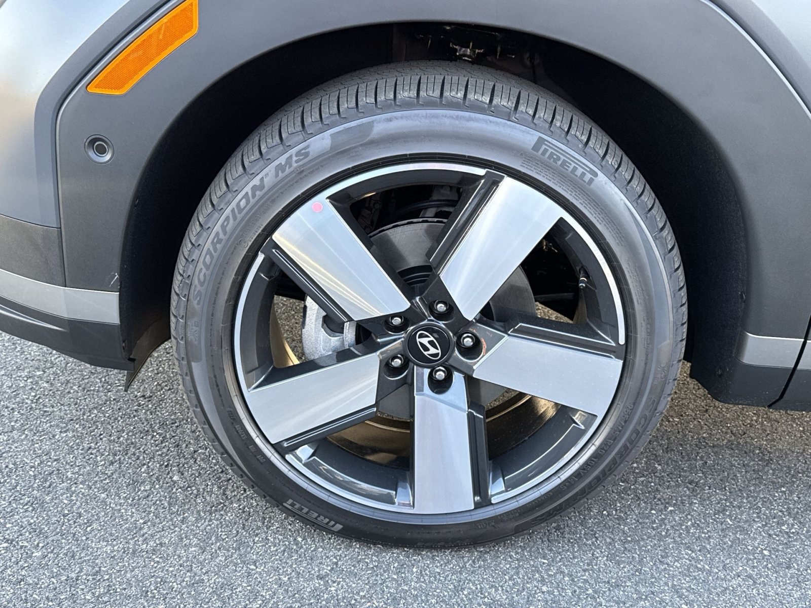 New 2027 Hyundai Santa Fe Limited AWD/4WD image 12