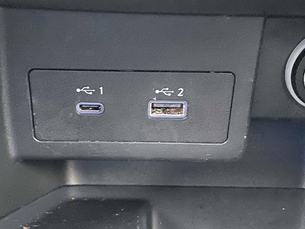 Used 2024 Nissan Kicks SV image 27