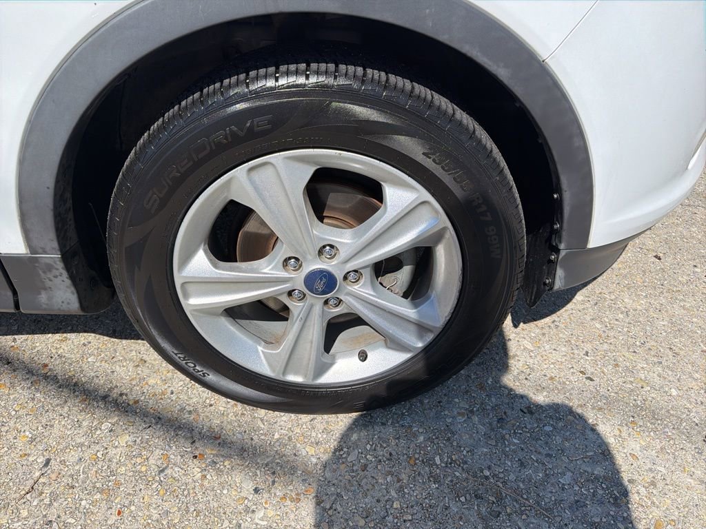 Used 2016 Ford Escape SE image 25