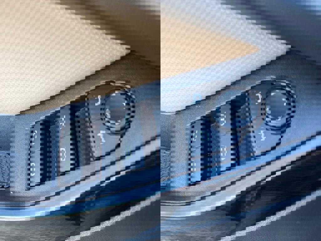 New 2026 Chevrolet Equinox ACTIV w/ Convenience Package III image 18