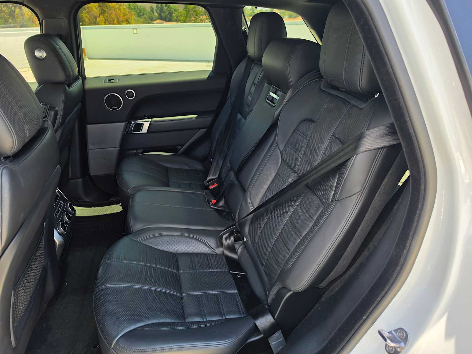 Used 2017 Land Rover Range Rover Sport Autobiography AWD/4WD image 23