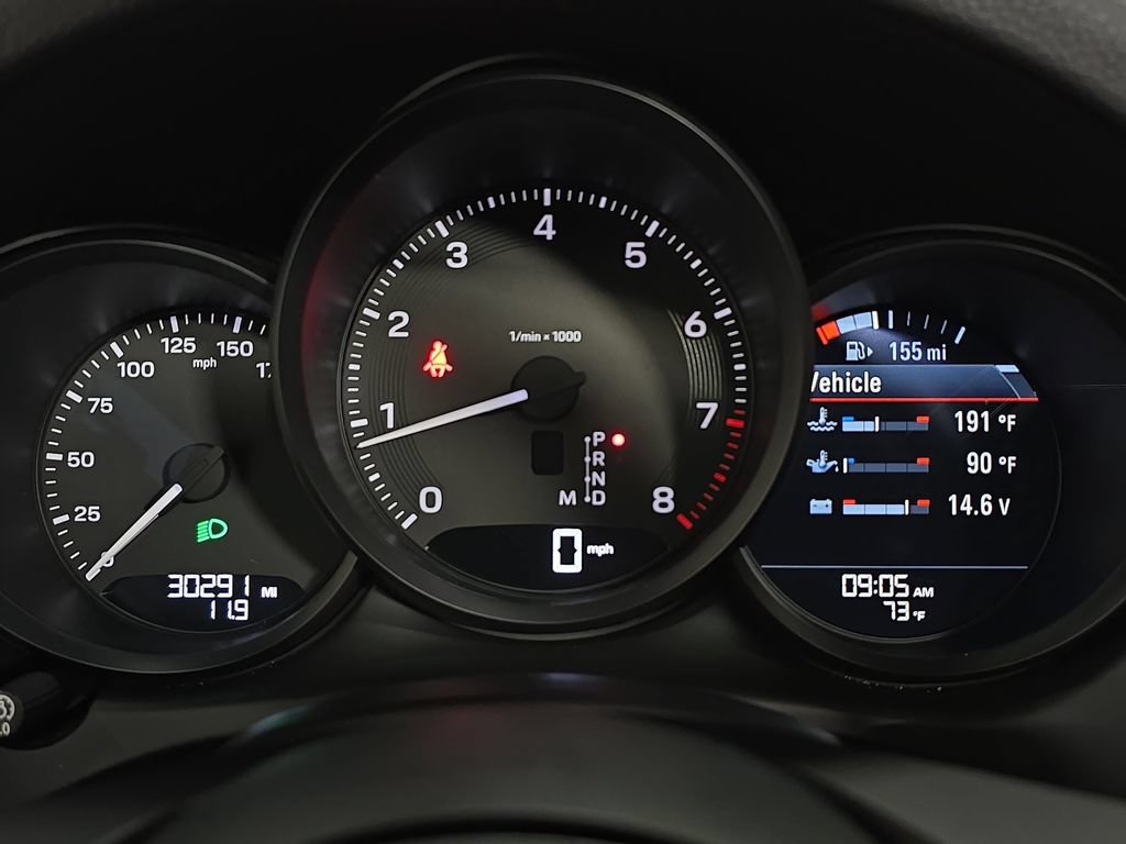 Certified 2023 Porsche Macan AWD/4WD image 15