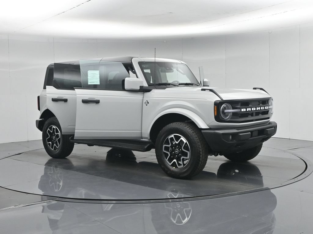 New 2026 Ford Bronco Outer Banks AWD/4WD image 32