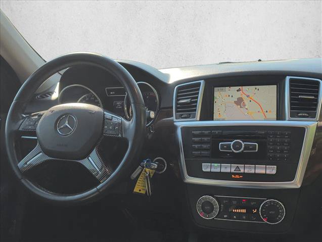 Used 2015 Mercedes-Benz ML 250 BlueTEC 4MATIC image 23