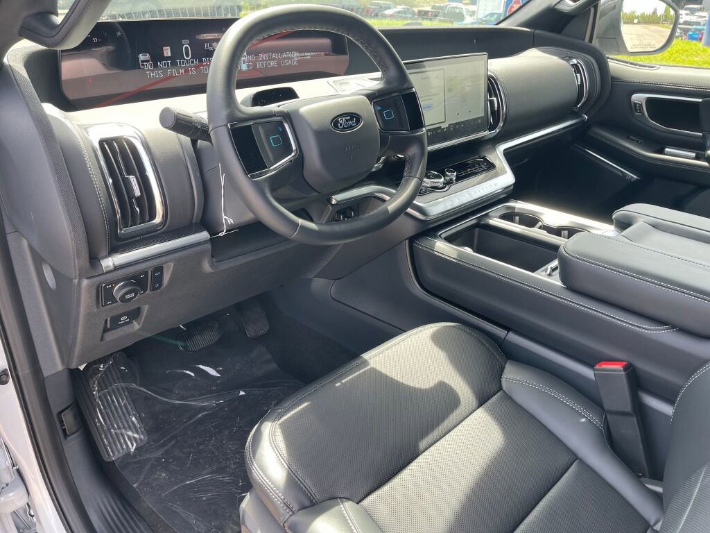 New 2026 Ford Expedition Platinum AWD/4WD image 6