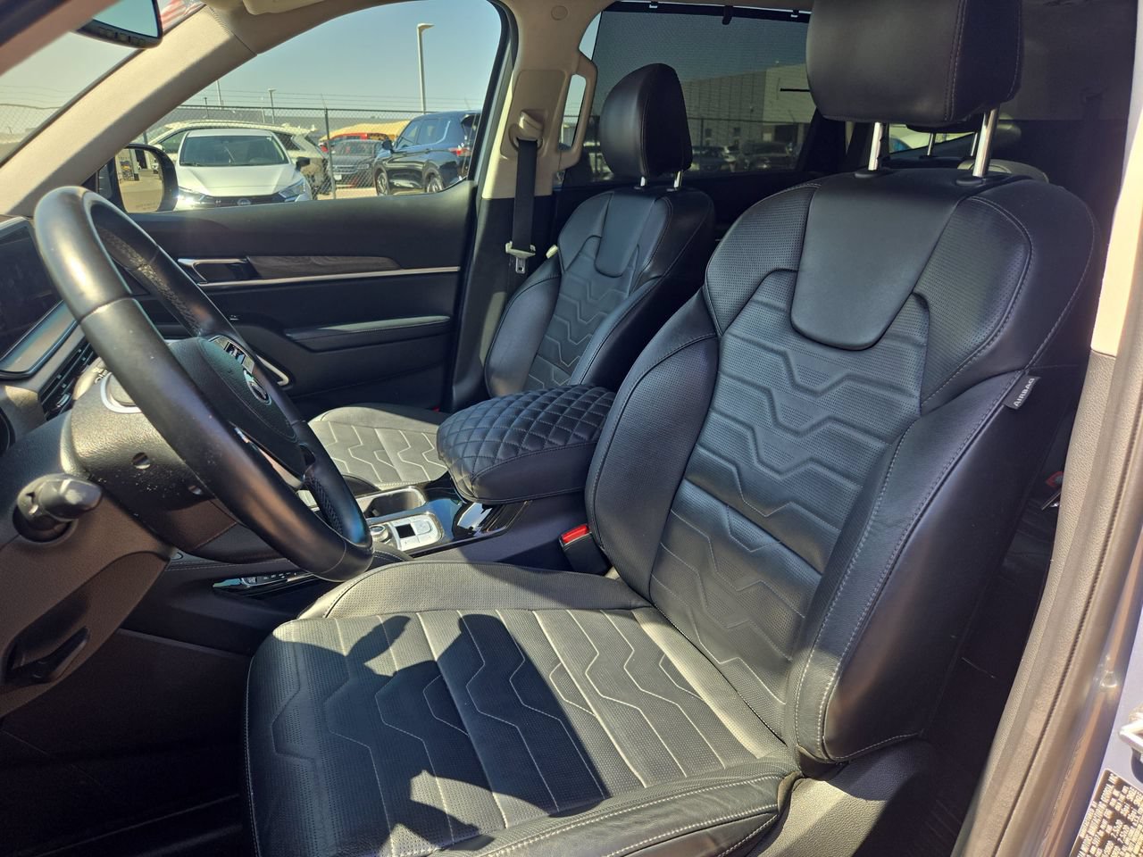 Used 2021 Kia Telluride SX w/ SX Prestige Package AWD/4WD image 15