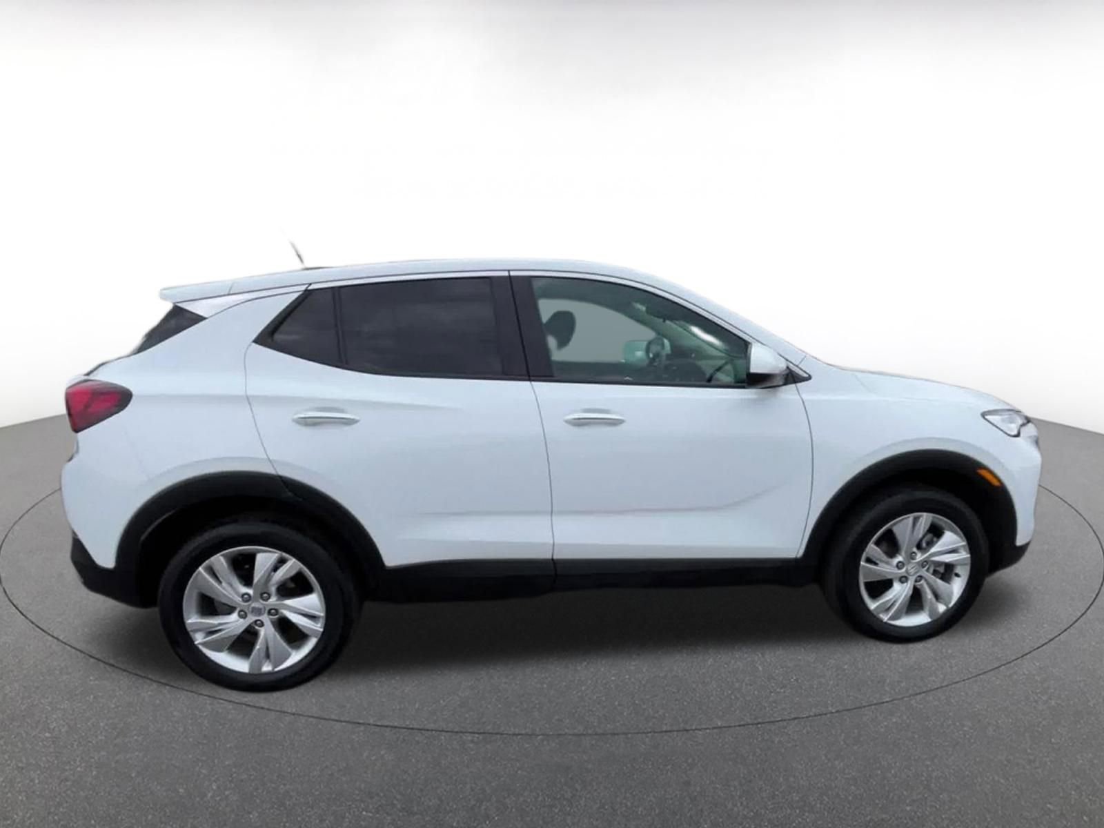 Used 2025 Buick Encore GX Preferred image 16
