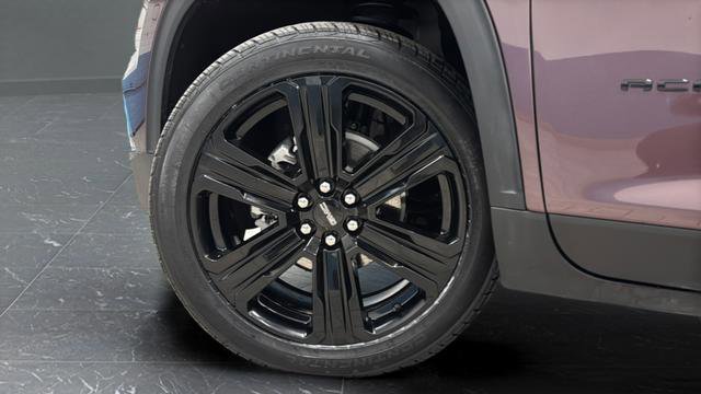 Used 2025 GMC Acadia Elevation w/ Elevation Premium Package image 30