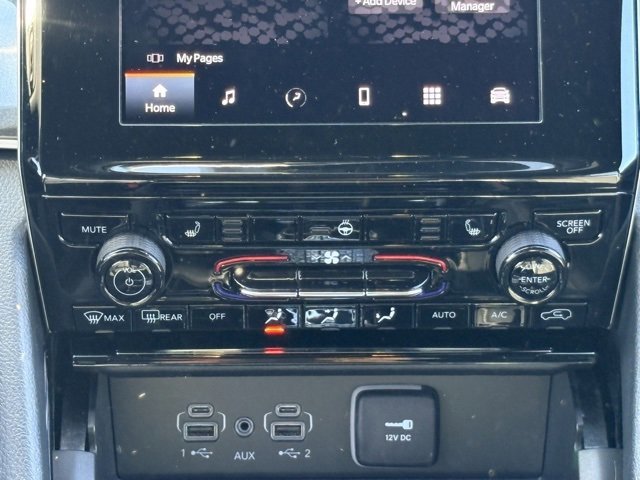 Used 2023 Jeep Grand Cherokee L Laredo image 14