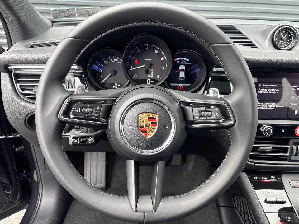 New 2026 Porsche Macan AWD/4WD image 14