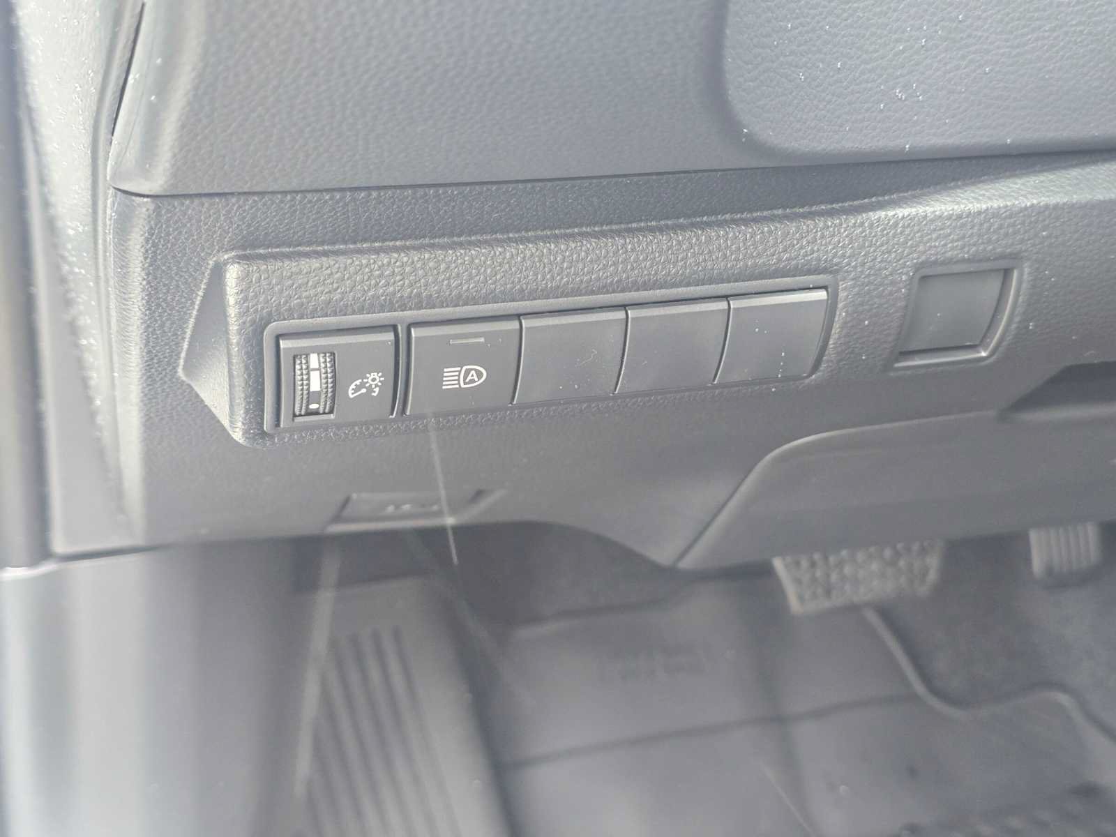 New 2027 Toyota Corolla LE FWD image 23
