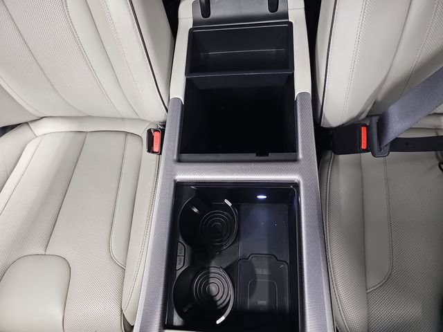 Used 2024 Hyundai Palisade Calligraphy AWD/4WD image 25