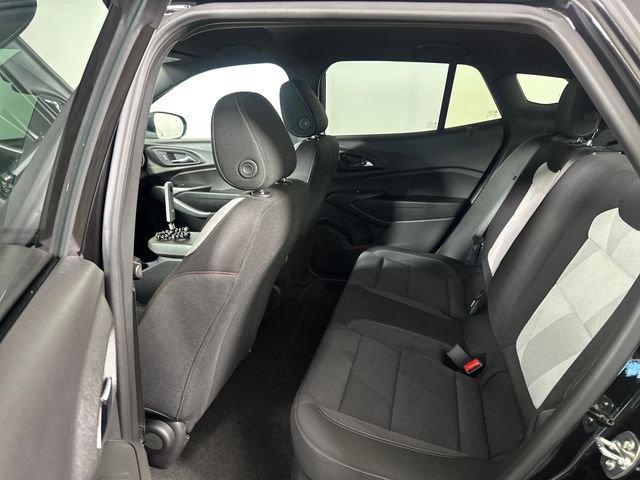 Used 2026 Chevrolet Trax RS w/ Driver Confidence Package FWD image 25