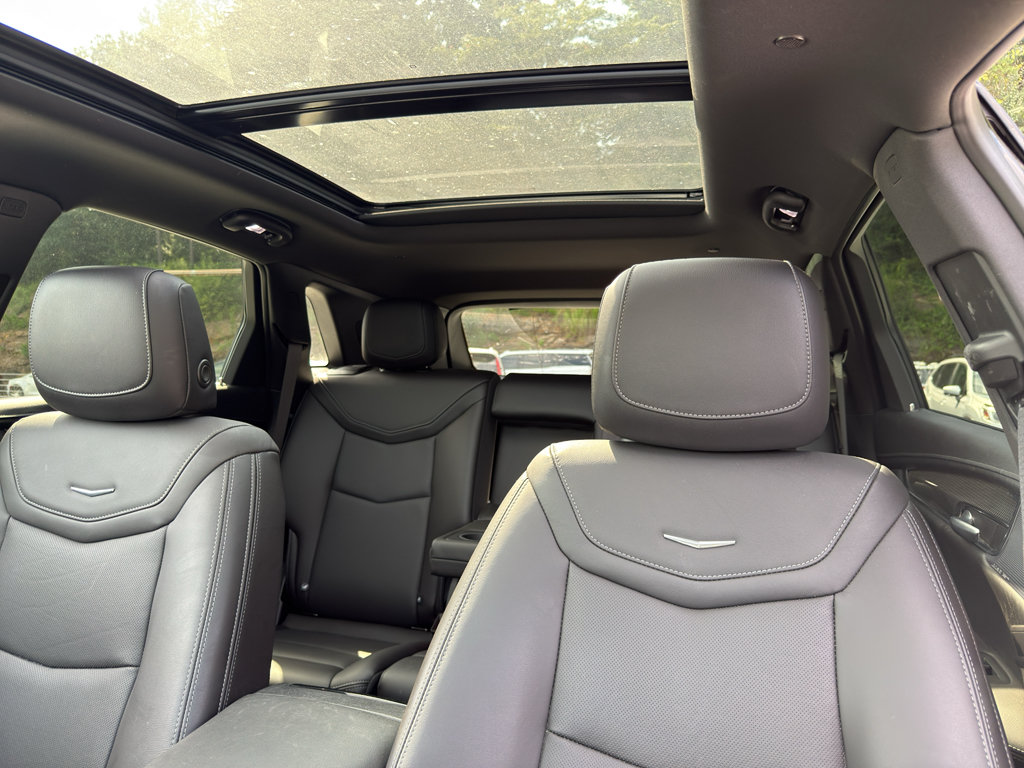 Used 2023 Cadillac XT5 Sportv w/ Technology Package AWD/4WD image 8