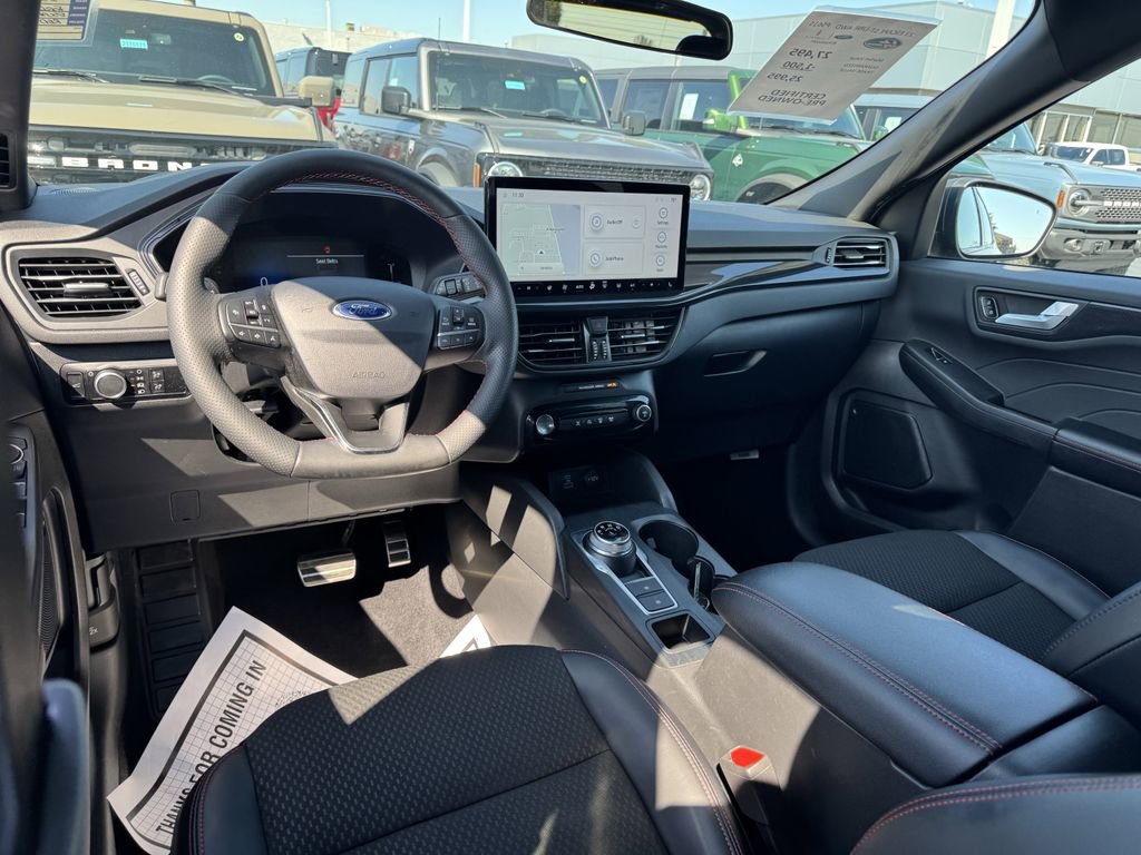Certified 2023 Ford Escape ST-Line w/ Tech Pack #1 image 24