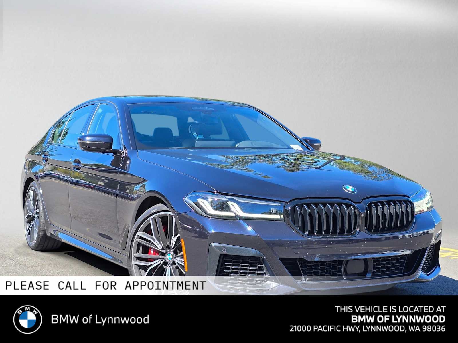 Used 2023 BMW M550i xDrive w/ Dynamic Handling Package