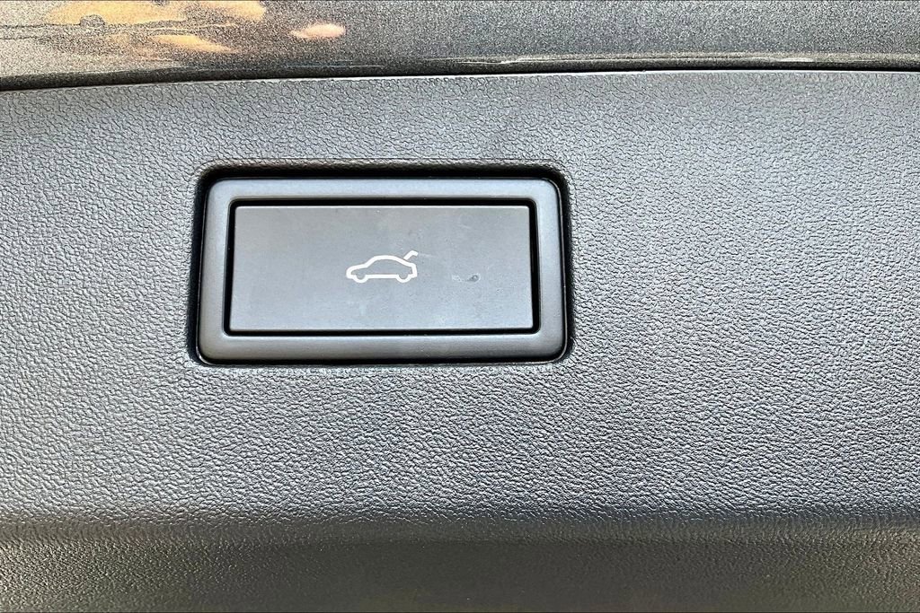 New 2026 Volkswagen Tiguan SE R-Line AWD/4WD image 23