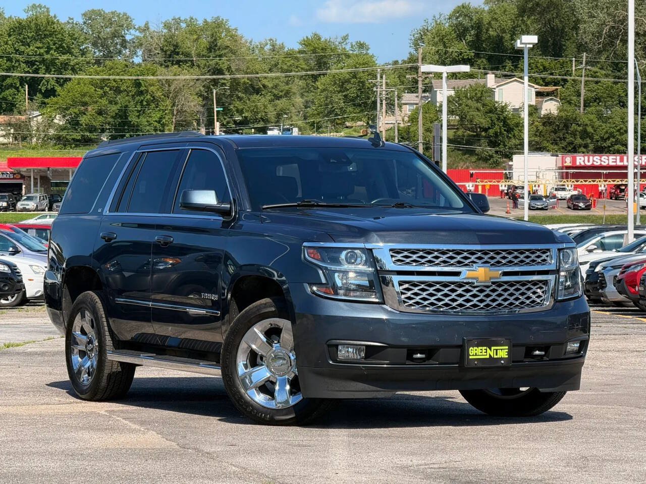 Used 2019 Chevrolet Tahoe LT w/ LT Signature Package AWD/4WD image 1