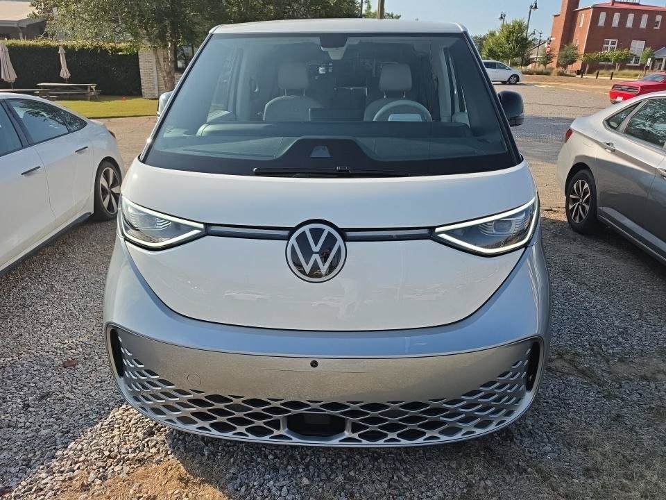 Used 2025 Volkswagen ID. Buzz 1st Edition w/ Cupholders Package AWD/4WD image 8