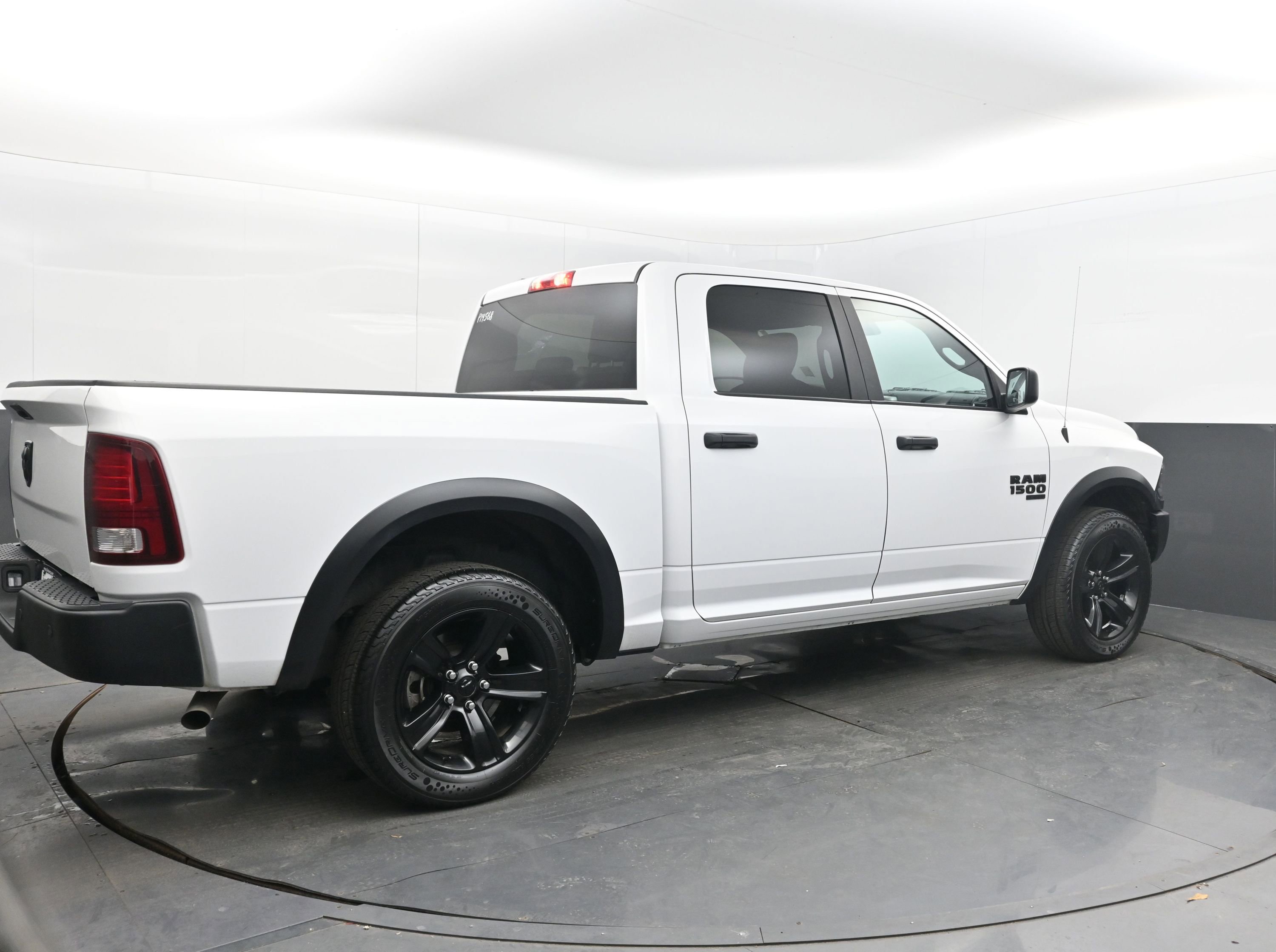 Used 2024 RAM 1500 Classic Warlock image 9