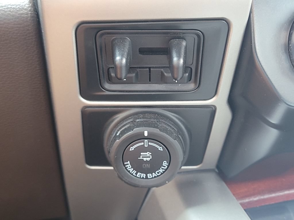 Certified 2022 Ford F250 King Ranch w/ King Ranch Ultimate Package AWD/4WD image 27