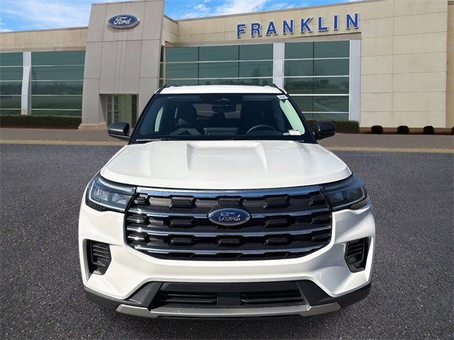 New 2026 Ford Explorer Active image 2