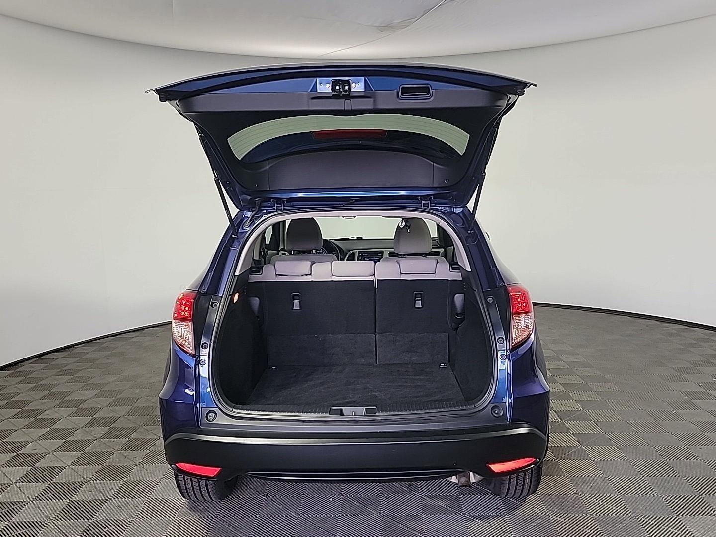 Certified 2017 Honda HR-V EX image 6