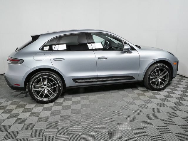 Certified 2026 Porsche Macan AWD/4WD image 27